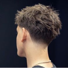 Mid Taper Fade Fringe, Burst Fade X Taper, Mid Taper Fade Haircut Straight Hair Boy, Italian Haircut Men, Pin Straight Hairstyles, Short Hair Men Fade, Warrior Cut Men, Good Haircuts For Straight Hair, Boy Hairstyles Short