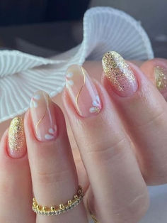 Gold Nails Prom, Golden Nails Designs, Golden Nails, Nails Yellow, Gold Nail Designs, Graduation Nails, Classy Nail Designs, Nails Desing