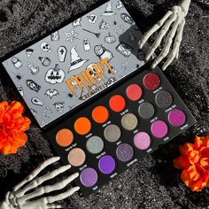 FRIGHT | Halloween Makeup Eyeshadow Palette | Creative Soul Cosmetics Halloween Eyeshadow Palette, Fall Makeup Palette, Halloween Makeup Palette, Eyeshadow Palette Design, Alt Makeup Products, Cute Eyeshadow Pallets, Goth Eyeshadow Palette, Cute Makeup Aesthetic, Halloween Makeup Products