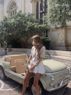 00s Mode, How To Look Expensive, Money Girl, Fotografi Vintage, Estilo Preppy, Classy Aesthetic, Old Money Style, Italian Summer