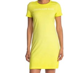 Calvin Klein Dip Dye Logo Crew Neck Short Sleeve Logo Print T-Shirt Dress, Limeade In Color *Size: M Approximate Measurements: *Ptp: 19” *Length: 37” *Condition: New With Tag. Made For Casual Styling, A Classic Crew Neck T-Shirt Dress Features A Dip Dye Finish. - Crew Neck - Short Sleeves - Slips On Over Head - Front Logo - Die Dye Finish - Knit Construction - Approx. 37" Length Machine Wash Cold 100% Cotton Bn35 Bn07001a! Yellow Calvin Klein Dress, Calvin Klein Shorts, Dress Yellow, Dip Dye, Womens Calvin Klein, Yellow Dress, Logo Print, T Shirt Dress, Tshirt Dress