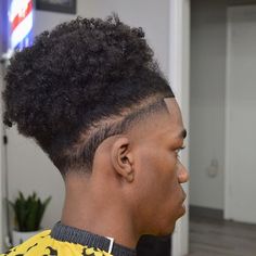 Long Hair Fade, Swag Hairstyles, Men Undercut, Fade Haircut Women, Afro Hairstyles Men, Natural Hair Haircuts, Boy Braids Hairstyles, Men's Cuts, Undercut Fade