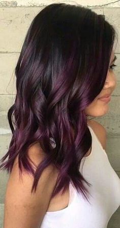 Morado Eggplant Hair, Dark Purple Hair Color, Dark Purple Hair, Fall Hairstyles, Colourful Hair, Birthday Hair, Hair Color Purple, Ombré Hair