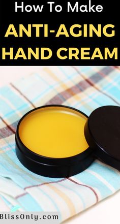 Hand Cream For Wrinkles, Diy Hand Moisturizer, Diy Hand Cream For Dry Skin, Diy Anti Aging Hand Cream, Diy Hand Lotion For Dry Hands, Diy Hand Cream For Dry Cracked Hands, Diy All Natural Hand Cream, Hand Care Anti Aging, Hand Cream Recipe