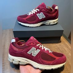 These Shoes Are New So Please Look At Photos Before Buying. They Will Be Shipped Out One To Three Days After Purchase. New Balance 608, Black Shoes Sneakers, New Balance 2002r, Shoes New Balance, Baseball Shoes, Slip Resistant Shoes, White Shoes Sneakers, High Sneakers, Black Gums