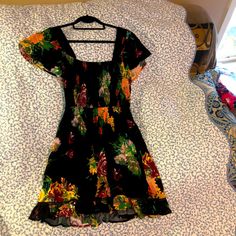 New With Tags Dress By Band Of Gypsies Size M Black Short Sleeve Mini Dress For Summer, Black Floral Print Summer Mini Dress, Black Short Sleeve Summer Mini Dress, Casual Black Mini Dress For Vacation, Black Lined Summer Mini Dress, Casual Flowy Black Dress, Black Short Sleeve Sundress, Pink Floral Sundress, Corset Back Dress