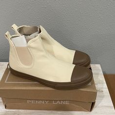 Japan Brand: Penny Lane Shoemakers Size L(Recommended 23-24cm) Ivory With Sole Brown Pretty Comfortable New With Tag And Original Shoe Box Spring Canvas Boots With Round Toe, Beige Rubber Sole Boots For Spring, Beige Boots With Rubber Sole For Spring, Beige Low-top Spring Boots, Beige Low-top Boots For Spring, Casual Beige Closed Toe Boots, Cream High-top Boots Medium Width, Casual Cream Boots With Rubber Sole, Casual Cream Ankle-high Boots