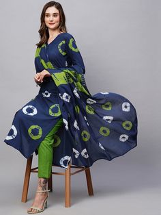 Copy of Floral Printed Regular Kurta With Trousers & Dupatta VitansEthnics Bandhani Suit, Diwali Wear, Dupatta Top, Ethnic Wears, Kurta Cotton, Kurti For Women, Kurta Dress, Kurta Design, Printed Kurti