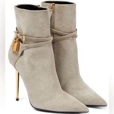 100%Authentic Doesn’t Come With Box Only Dust Bags Size 40 1/2 Style Code In The Picture Provided Fits Like A Us 10 In Women’s Tom Ford Padlock 105mm Pearl Grey Suede Ankle Strap Pointed Toe Heel Bootie Pointed Ankle Boots, Gold Stilettos, Elegant High Heels, Zipper Boots, Black Boots Women, Boots Fall, High Heels Stilettos, Suede Ankle Boots, Womens Boots Ankle