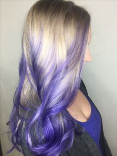 Blonde Hair With Purple Highlights, Blonde With Purple, Purple Highlights Blonde Hair, Claire Hair, Purple Blonde, Dark Skin Blonde Hair, Blond Highlights, Hidden Hair Color