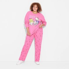 Keep your laid-back look cozy and comfortable with this Women's Hello Kitty and Friends Cozy Graphic Sweatshirt in Pink. Fashioned in a regular fit, this long-sleeve sweatshirt features a classic crewneck and a pullover style for easy wear. The soft fleece material offers cozy comfort, while the ribbed hem and cuffs provide a snugger fit. Slip on this sweatshirt with your favorite pair of jeans for a perfectly relaxed look. Casual Pink Long Sleeve Sleepwear, Casual Hello Kitty Print Tops For Sleepover, Trendy Long Sleeve Sleepwear, Comfortable Long Sleeve Top For Pajama Party, Trendy Long Sleeve Sleepwear For Lounging, Winter Pink Tops For Pajama Party, Trendy Long Sleeve Loungewear Sleepwear, Pink Tops For Winter Pajama Party, Casual Oversized Pink Sleepwear