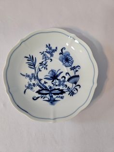 * Vintage Bavarian Blue China piece * Dessert plate (also as known as a bread plate, butter plate, and cake plate * Diameter - 6.38" (16.2 cm)    Height - 0.88" (2.24 cm) Butter Plate, Cake Plate, Blue China, Cake Plates, Dessert Plate, Serving Plates, Kitchen Dining, Butter, Accessory Gift