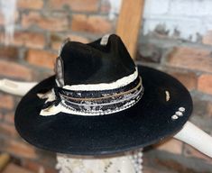 Cowboy Hat Decorations Ideas, Edgy Cowboy, Cowboy Hat Crafts, Man Hats, Stray Dog Designs, Custom Cowboy Hats, Hat Bar, Black Cowboy Hat, Cowboy Aesthetic