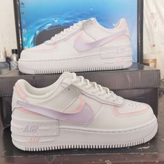 Custom Air Force 1 Shadow Pastel-shecustomize Pink Airforce 1 Outfit, Pink Airforce, Pjo Dr, Fire Shoes, Custom Shoes Diy, Nike Shoes Air Force, Air Force 1 Shadow, Preppy Girls, Trendy Shoes Sneakers