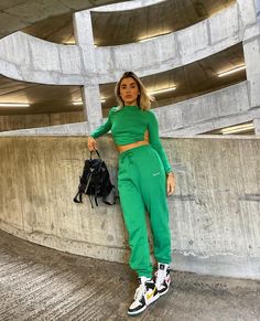 The Hard Way, Outfit Goals, Outfit Posts, Ootd Fashion, Fashion Inspo Outfits, Work Outfit, Casual Style, Outfit Of The Day, Insta Fashion