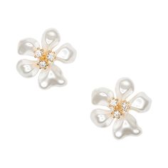 Product Description: Delicate white "pearl" flowers with a triple crystal stone center and a clip-on backing. Dimensions: 1.5" Pearl Trend, Pineapple Earrings, Pearl Cluster, Loop Earrings, Station Necklace, Flower Clip, Pearl Flower, Kenneth Jay Lane, Gold Drop Earrings