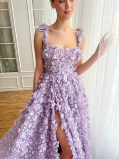 Teuta Matoshi Dresses, Matoshi Dress, Lavender Gown, Teuta Matoshi, Lavender Petals, Fancy Stuff, Eid Dress, Lavender Dress, Lavender Dresses