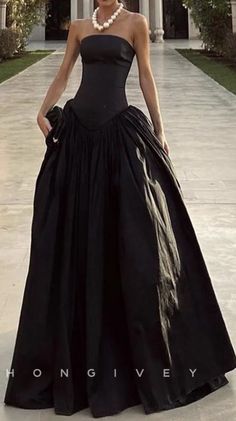 Cute Prom Dresses, Grad Dresses, Gala Dresses, Black Party, Glam Dresses, Mode Inspiration, Evening Dresses Prom