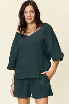 Features: Pocketed, Drawstring Number of pieces: Two-piece Stretch: Slightly stretchy Material composition: 100% cotton Care instructions: Machine wash cold. Tumble dry low. Imported Size Us Size Top Length Bust Sleeve Length Bottom Length Waist HIP S 2/4 25 47.2 16.3 14.4 27.6 45.7 M 6/8 25.4 49.6 16.8 14.8 29.5 48 L 10/12 25.8 52 17.3 15.2 31.5 50.4 XL 14/16 26.2 54.3 17.8 15.6 33.5 52.8 2XL 18/20 26.6 58.3 18.5 15.9 36.6 56.7 3XL 22 27 62.2 19.3 16.3 39.8 60.6 Maxi Dress Formal, Double Take, Short Leggings, Drawstring Shorts, Formal Evening Dresses, Shorts Set, Half Sleeve, Stretchy Material, Bottoms Pants