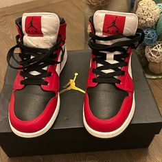 Barley Worn Jordan 1’s, Boys Grade School Size, Fits Women Size 8.5 Shoes Nike Jordan, Nike Jordan 1, Jordan 1s, Fits Women, Grade School, Kids Nike, Shoes Nike, Nike Jordan, Barley