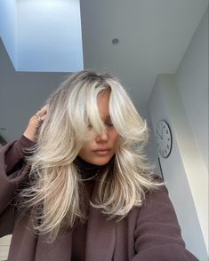 Blonde Layered Hair, Blowout Hair, Hair Stylies, Hair Inspiration Color, Pretty Hair, Hair Inspo Color, Aesthetic Hair