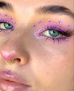 Artsy Eye Makeup, Concert Makeup, Drag Make-up, Rhinestone Makeup, Rave Makeup, Swag Makeup, Purple Makeup, Smink Inspiration, Eye Makeup Designs