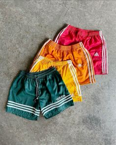 #fashion #Men  #Women #Shoes #Herbst #Frühling #Winter #Sommer #aesthetik #life #new #outfit #style #love #weekend #outside #forever #selfcare #lifestyle #vibe #vibes #all #we #fyp #adidas #foryou #fy #selflove #me #you Vintage Athletic Wear, Throwing Fits, Streetwear Outfit Ideas, Athletic Clothes, Clothes Men, Adidas Shorts, Cozy Fits, Athletic Outfits