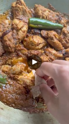 552K views · 1.6K reactions | My Tandoori Chicken Karahi is rich, tangy and full of flavor! 

Ingredients for marinade:
4 tbsp yogurt 
2 tsp ginger garlic paste
1 tsp cumin
1 tsp... | By Rookie With A Cookie | So you guys really trust my
curry recipes and I have a new one. It's my tandoori chicken
karai. If I still run my catering business, this recipe
would 100% be on the menu and here are my top tips. Marinate
the chicken and spiced yogurt. I use the same one for tandoori
chicken. Tip number 2, puree your tomatoes. The third secret
is to add fried onions and then cook it on an aggressive flame.
Do you see that oil separating? This is crucial. This dish is
so well seasoned and has that tangy from the tandoori masala.
I hope you guys give this a try. Chicken Karai, Chicken Karahi, Ginger Garlic Paste, Tandoori Masala, Catering Business, Fried Onions, On The Menu, Curry Recipes