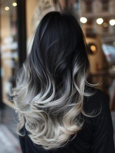 Dark Brown Platinum Balayage, Cool Tone Winter Hair, Black To Platinum Balayage, Black To White Ombre Hair, Ghost Roots Hair, Unique Hair Color Ideas, Latest Hair Color Trends, Unique Hair Color, White Ombre Hair