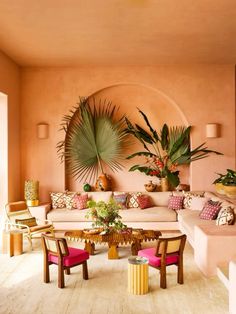 Elegant Sitting Room, Summer Thornton, Magical Spaces, Mexico House, Grasscloth Wallpaper, Design Del Prodotto, Family Rooms, Dream Vacation