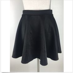 Frenchi Skater A-Line Scuba Skirt Junior Size L Large Black Jx2 J589, J593 Measurements In Inches: Waist:13 Length:15.5 Material: 95%Polyester 5%Spandex Black Stretch A-line Mini Skirt, Black A-line Mini Skirt For Night Out, Casual A-line Mini Skirt For Parties, Casual Full Mini Skirt For Party, Casual Full Skirt Skort For Party, Scuba Skirt, Black Skater Skirts, Large Black, Skater Skirt