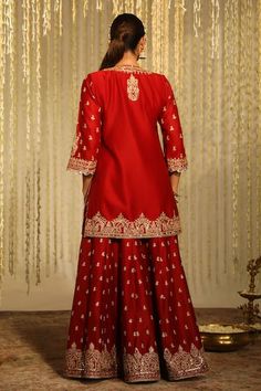 Buy Red Kurta And Sharara Silk Chanderi Mishika Paisley Butti Set For Women by Sheetal Batra Online at Aza Fashions. Kurta And Sharara, Embroidered Sharara, Chanderi Dupatta, Red Kurta, Red Thread, Sharara Set, Silk Organza, Red Silk, Set For Women