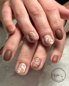 The Office Nails Tv Show, Tan Halloween Nails, Starbucks Nail Art, Neutral Ghost Nails, Brown Ghost Nails, Nail Designs For Real Nails, Harvest Nails Fall, Boho Halloween Nails, Brown Gel Nails Designs