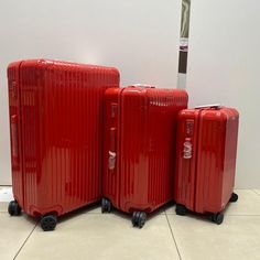 Pretty Luggage, Red Luggage, B Letter Images, Luggage Red, Expensive Purses, Korean Bag, Travel Luggage Packing, Travelling Bag