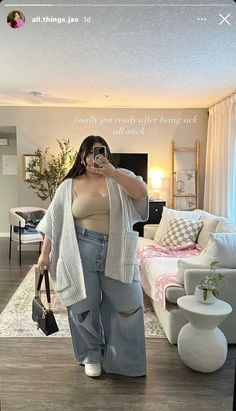 outfit Clean Girl Aesthetic Outfits Plus Size, Fat Summer Outfits, Chubby Girls Outfit, Outfit For Chubby Girls, Fat Outfit Ideas, Fat Woman Aesthetic, Fat Girls Outfit Ideas, Plus Size Aesthetic Outfits, Outfits For Chubby Girls