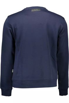 Unleash the essence of boldness with this Plein Sport long-sleeved sweatshirt. Crafted for those who dare to stand out, the contrasting details and the striking, prominent logo bring an edge to your casual ensemble. The blend of cotton and polyester offers comfort without compromising on style, making it perfect for the trendsetters on-the-go. Proudly featuring the deep blue hue, it’s a statement piece projecting luxury and confidence. Material: 52% Cotton, 48% Polyester Country of origin: JO Co Embroidery Shoes, Formal Loafers, Style Sportif, Mens Sweater, Jordan 1 Retro High, Sweater Sale, Bold Prints, Adidas Yeezy Boost, Cotton Sweater