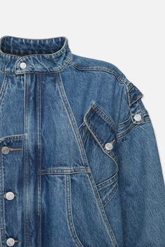 This oversized denim jacket has true star power. Featuring multiple pockets, shank buttons, epaulettes, and a drop waist belt—this utilitarian-inspired shape can be styled as a statement outer layer or as a dress for an off-kilter look on nighttime occasions. Crafted from a FRAME sustainable denim made with recycled materials. Luxury denim made from 100% premium cotton conforms to your figure as it breaks in for a highly personal, incredibly flattering fit. Dry Clean Only 80% Regenerative Cotton Denim Parka, Sustainable Denim, Oversized Jeans, Denim On Denim, Oversized Denim Jacket, Shank Button, Upcycled Denim, Oversized Jacket, Willis Tower