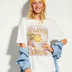 Billabong Smiley Oversized Tee White Oversized Yellow Tops For The Beach, Casual Yellow T-shirt For Day Out, Aesthetic Account, Middle School Outfit, A Aesthetic, Outfit Inspo Summer, Sweatshirt Outfit, Fit Check, Oversized Tee