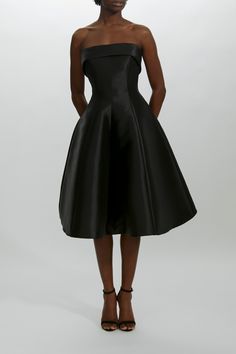 Foldover strapless band multi seamed dress. Shown in Black. Strapless Ankle Length Dress, Strapless Flare Dress, Strapless A Line Dress, Strapless Dress Pattern, Satin Strapless Dress, Social Dress, Amsale Dress, Model Clothes, Strapless Evening Gowns