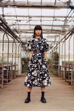 Erdem Resort 2023 Fashion Show | Vogue Erdem Moralioglu, 2023 Fashion, Spring 2023, Seasonal Fashion