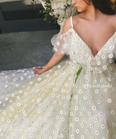 Teuta Matoshi, Rose Gown, Daisy Dress, Ball Gown Dresses, Mode Hijab, Dress Shapes, Mermaid Dress, Lace Gown, Fancy Dresses