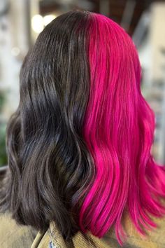 Black And Pink Hair Split Dye Hair, Split Dye, Split Dyed Hair, Dyed Red Hair, Dye Hair, Split Hair, Cool Hair Color, Dark Hair, Pink Hair