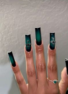 Dark Gel X Nails, Color Bottom Nails, Black And Red Airbrush Nails, Black Square Acrylic Nails Design, Nail Polish Inspo Short Nails, Nail Designs 2000s, Stiletto And Square Nails Together, Black Gel X Nail Designs, Goth Nails Ideas