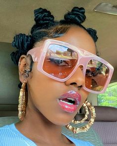 Pink Sun Glasses, Knots Hairstyle, Hairstyle For Natural Hair, Bantu Knot Hairstyles, Sunglasses For Your Face Shape, Braids Cornrows, Long Box Braids, Hair Knot, Protective Hairstyle