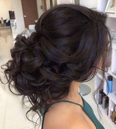 Short Curly Hair Updo, Long Hair Volume, Wedding Hairstyles Updo Messy, Bridal Hair Inspiration, Bridal Hair Updo, Hairstyles Updo, Super Hair, Trendy Wedding Hairstyles