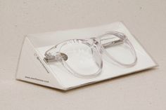 Over The Nose — Eyewear Packaging Design on Behance Business Motivational Quotes, Plastic Packaging, Phone Ring, Packaging Design, Fashion Branding, Packaging, Design Inspiration, Electronic Products