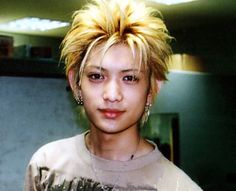 Delinquent Hairstyle, Y2k Spiky Hair, Male Hairstyle Ideas, Punk Hair Men, Vkei Hair, Japanese Men Hairstyle, Asian Boy Haircuts, 2000s Hair, Japanese Haircut