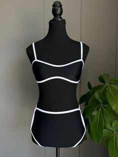 Style: Casual Style: Casual Color: Black And White Pattern Type: Plain Type: Regular Material: Acrylic Composition: 70% Acrylic. 30% Polyester Black Beachwear, Female Swimwear, Backless Midi Dress, Swimwear High Waisted, Swimming Suit, Suit Black, Printed Long Dresses, Hot Dress, Womens Midi Dresses