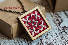 Bulgarian Embroidery, Bulgarian Clothing, Kutch Work Designs, Diy Jewelry To Sell, Stitch Jewelry, Kutch Work, Embroidered Necklace, Mini Cross Stitch, Mini Cross