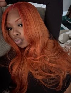 Ginger And Red Hair Black Women, Vivids Haircolor, Ginger Black Women, Ginger Hair Black Women, Ginger Hairstyles, Inspo Hairstyles, Peekaboo Hair, Quick Natural Hair Styles, Dye Ideas